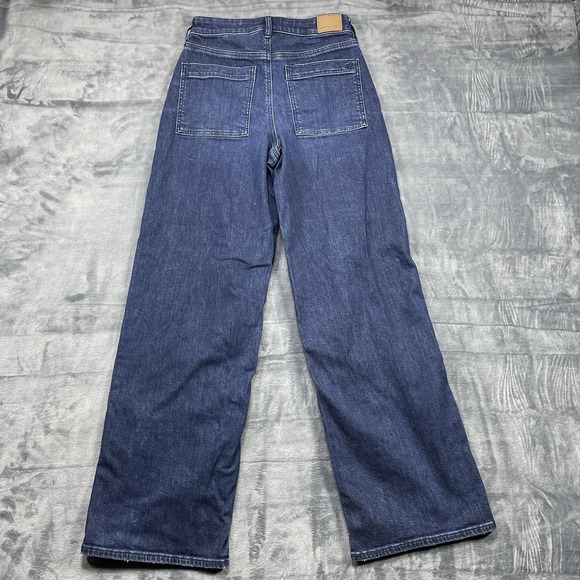 American Eagle Outfitters Super High Rise Baggy Wide Leg Jeans Dark Wash Size 4 - Picture 6 of 8